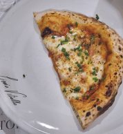 Crema ai peperoni capperi provola (Pizzeria Casa VItiello, Caserta)