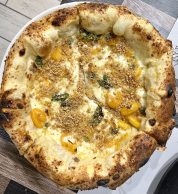 Pizza Pane Burro e Alici (Pizzeria IQuintili, Roma)