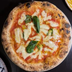 Margherita (pizzeria Nascostoposto, Terni)