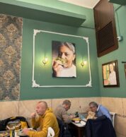 Interno (pizzeria Carmnella, Napoli)