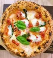 Pizza Margherita Doc di Decimo Scalo a Caserta