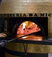 Il forno a legna di L'Antica Pizzeria da Michele Milano