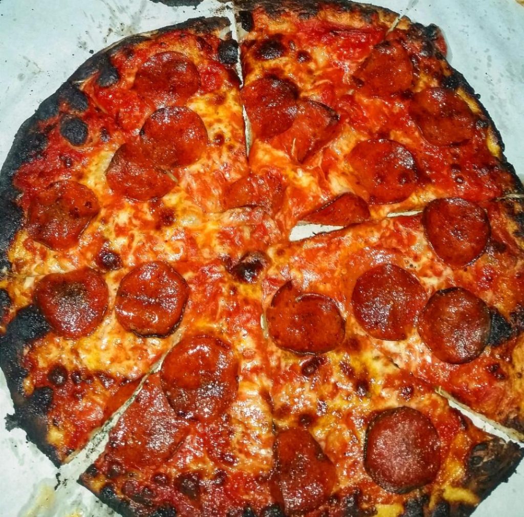 pizza bruciata 