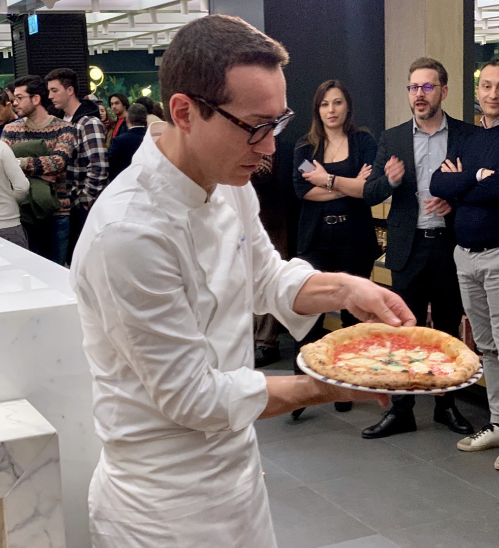 Gino Sorbillo all'apertura di Gino Sorbillo Pizza Gourmand Roma