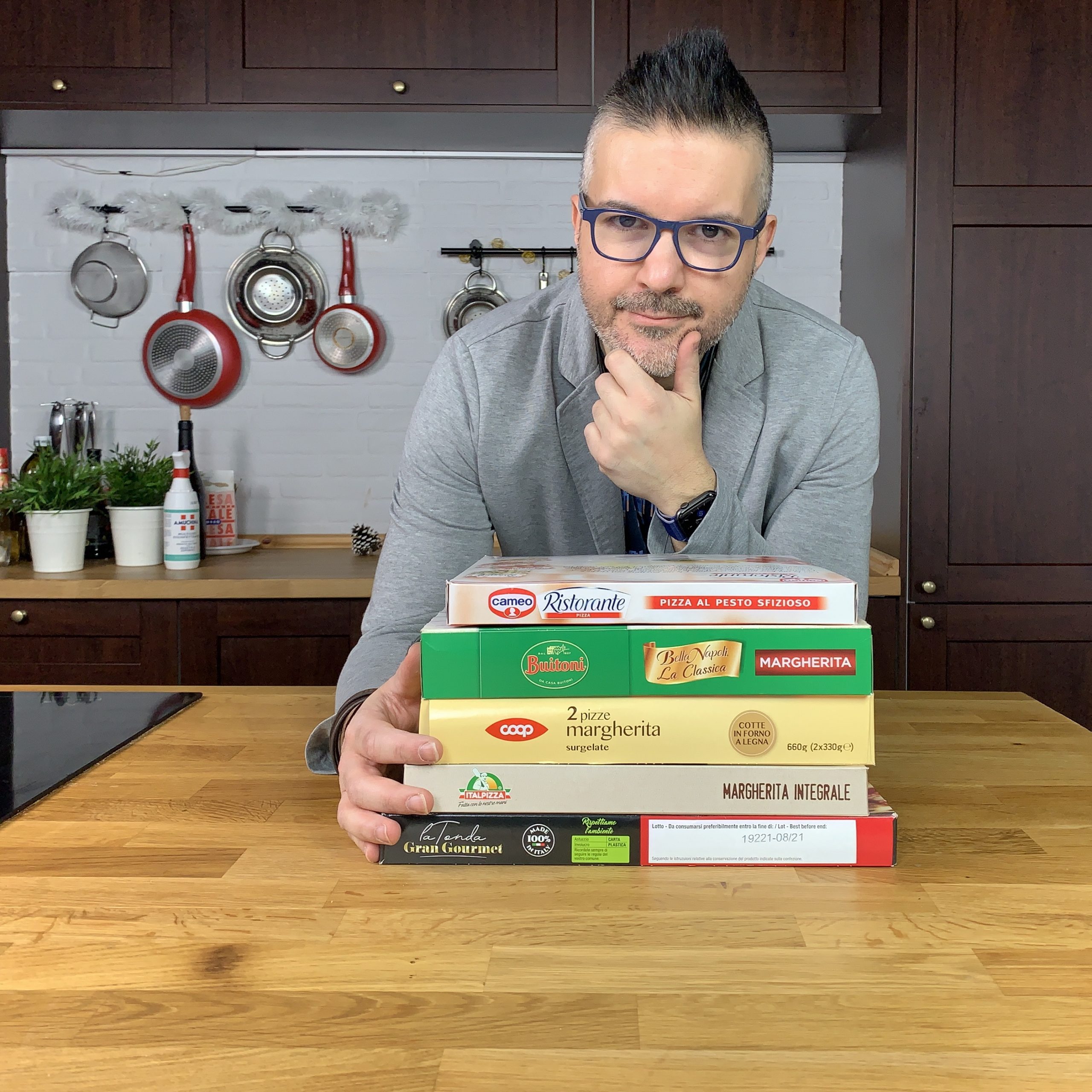 Antonio Fucito prova 5 pizze surgelate su Garage Pizza