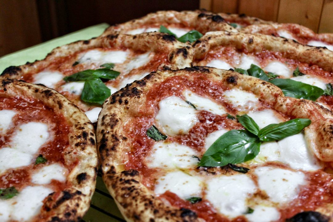 Video ricetta pizza napoletana fatta in casa
