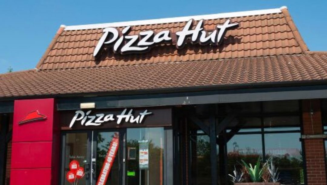 Il Piu Grande Gestore Dei Franchising Pizza Hut Ha Dichiarato Fallimento 2485206 1080x612 