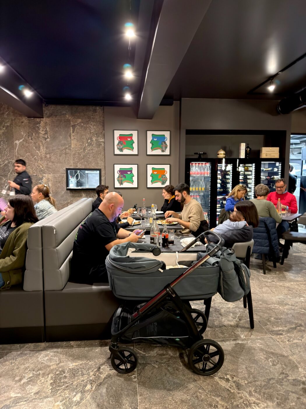 Interno (pizzeria Seu Pizza, Roma)