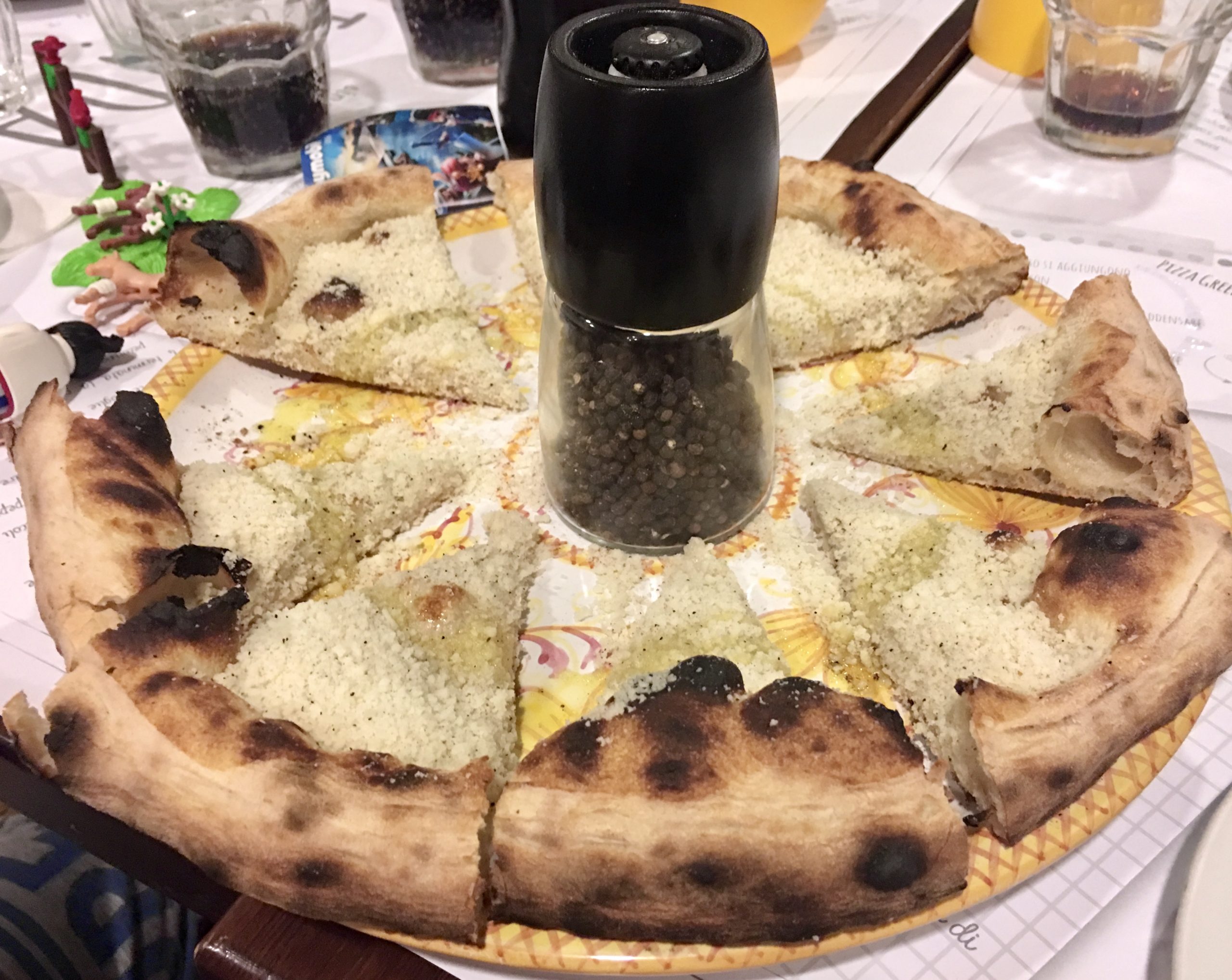Pizza (Pizzeria Tonda, Monte Sacro (III), Roma)
