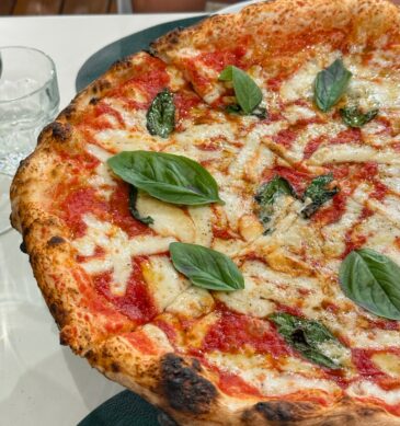 Provola e Pepe a ruota di carro (Materia pizzeria, Cellole, Caserta)
