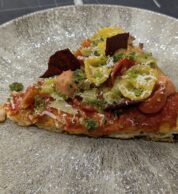 Marinara dettaglio (pizzeria Il segreto di pulcinella, Benevento)