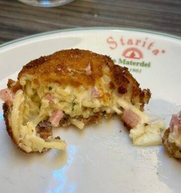 Frittatina (pizzeria Starita, Napoli)