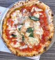 Margherita (pizzeria Starita, Napoli)