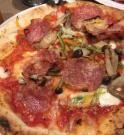 Pizza salame (Il Pinolo Pizza Bar, Fujimi)