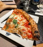 Margherita (pizzeria da Lioniello, Succivo, Caserta)