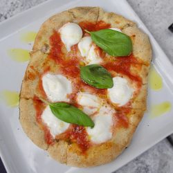 Margherita (Pizzeria Nama Sushi Pizza & Bollicine, Chianciano Terme)