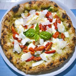Pizza pomodorino e grana (Pizzeria Aria nuova, Formia)