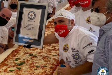 Guinness World Record Pizza Pala