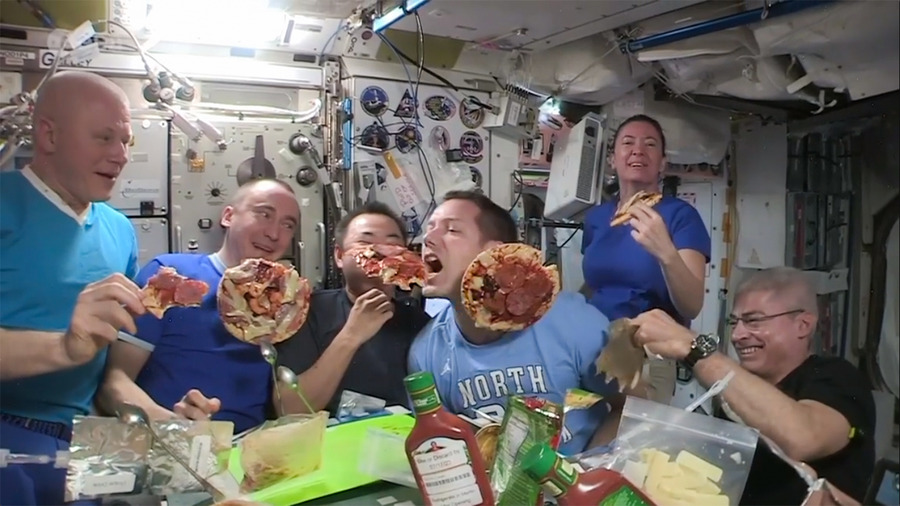 pizza party iss