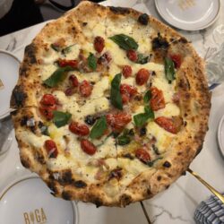 Provola e pepe (pizzeria Biga Moscova, Milano)