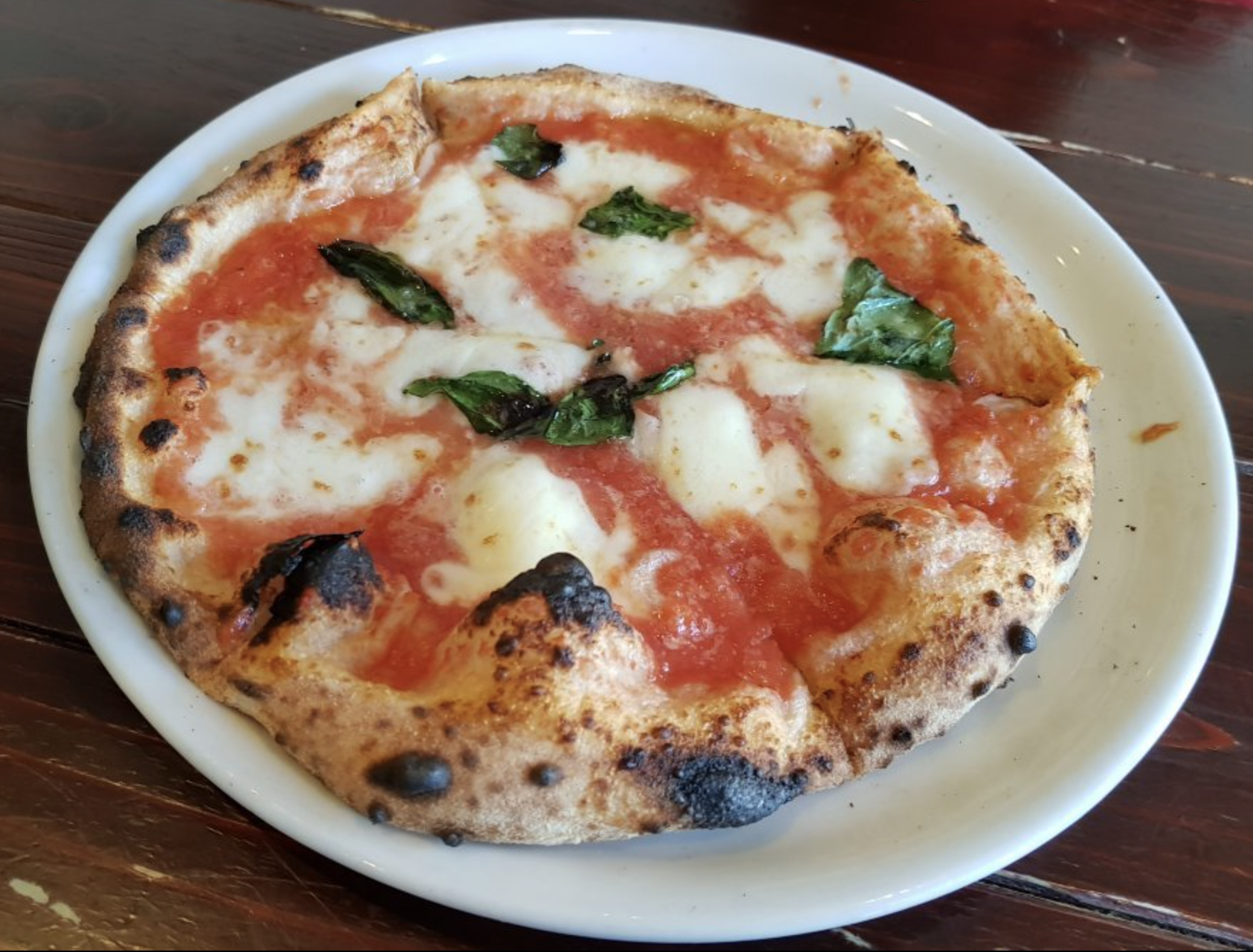 Pizza margherita (Pizzeria L'oro di Napoli, Kagoshima)