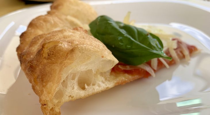 Spicchio Margherita fritta e al forno Pizzeria Gianpà (Cassino, Frosinone)