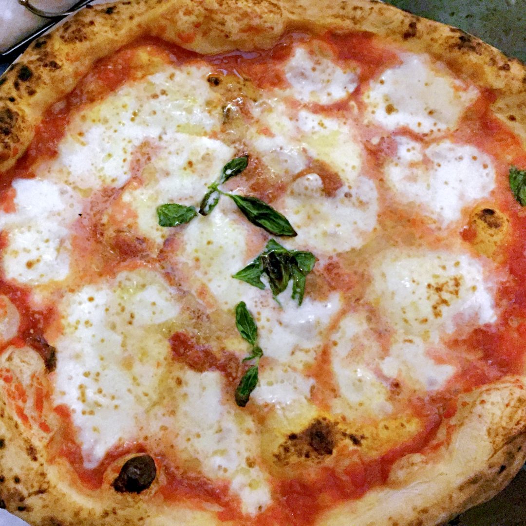 Margherita (Pizzeria Pellone, Napoli)