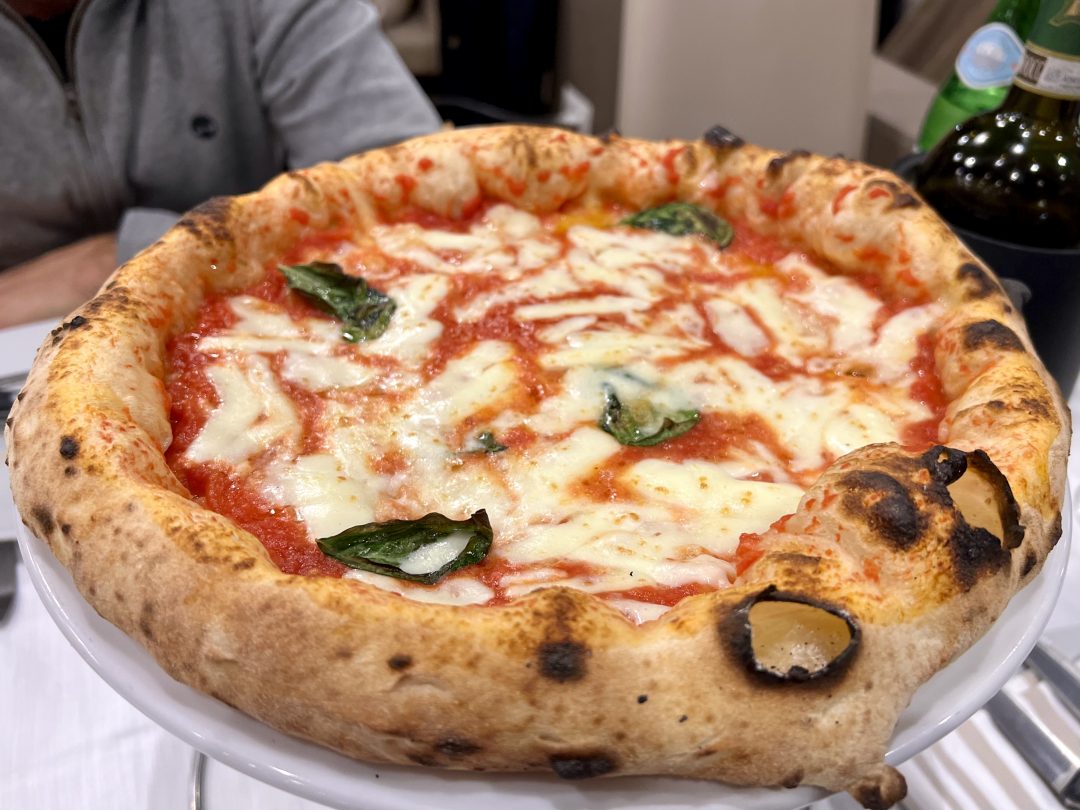 Margherita (Angelo Pezzella - Pizzeria con cucina, Roma)