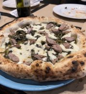 Salsiccia e friarielli (Pizzeria Napoletana A33, Barcellona)