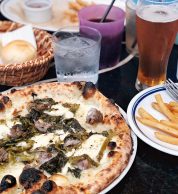 Pizza Salsiccia e friarielli (Pizzeria Garb Weeks, Osaka)