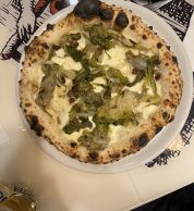 Pizza Scarola (Pizzeria Gennaro Esposito, Milano)