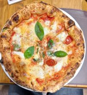 Margherita (Federico Guardascione - il colmo del pizzaiolo, Napoli)