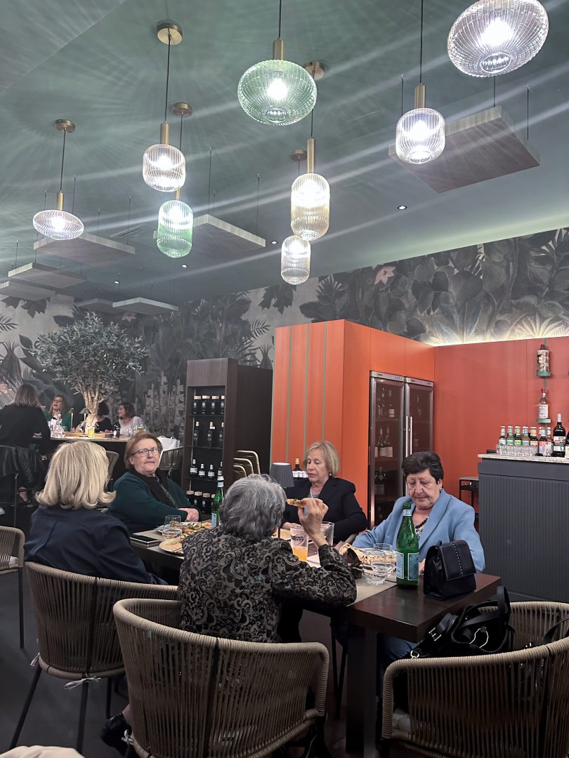 Locale (L'Evoluzione Pizza, Catania)