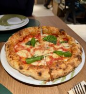 Margherita (pizzeria Raf Bonetta, Napoli)
