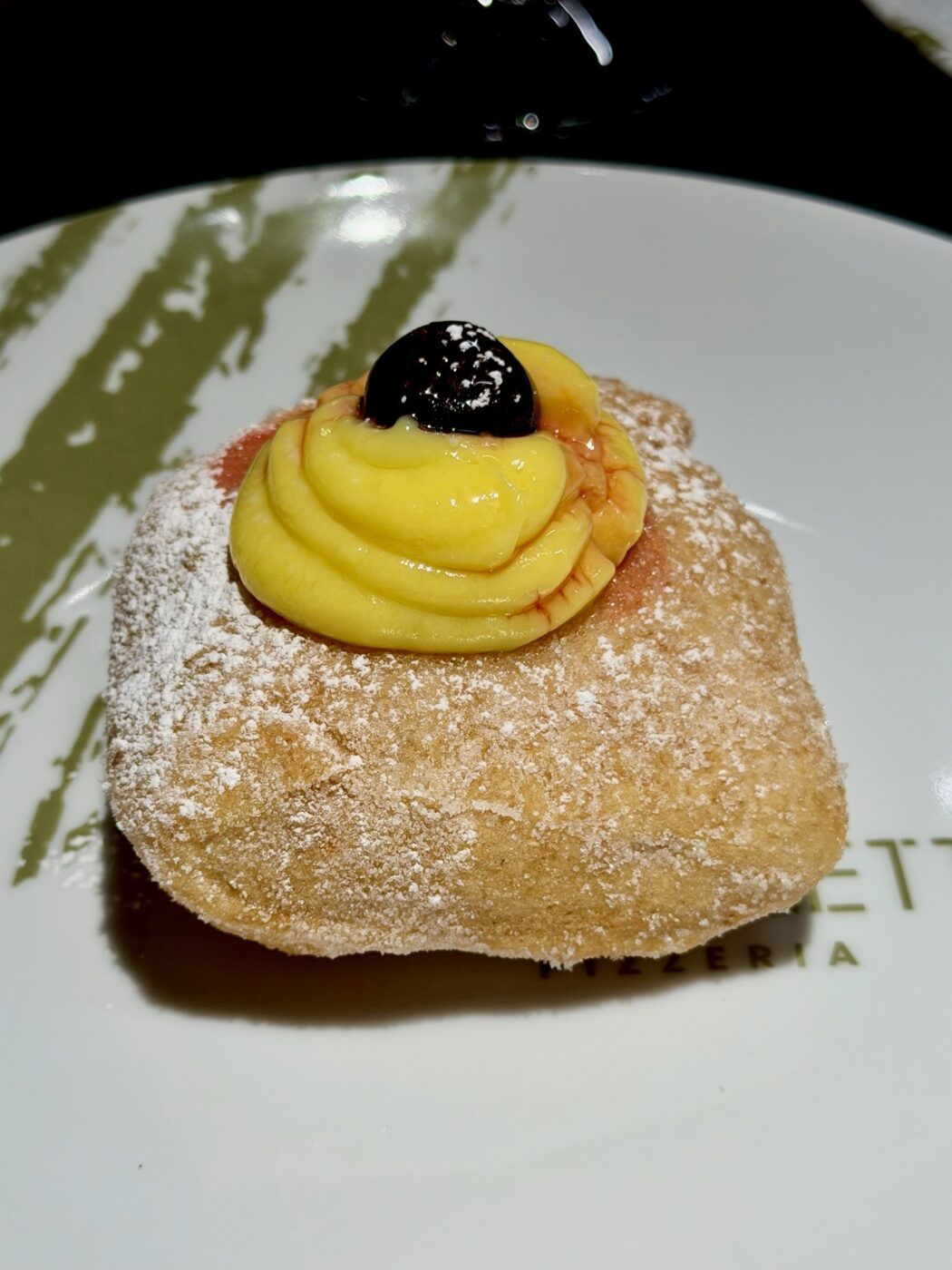 Montanarina ischitana (pizzeria Raf Bonetta, Napoli)