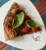 Nero di Marinara (pizzeria Avenida Calò, Roma)