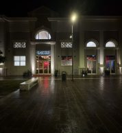 Esterno (Controluce Pizzeria, Porto Sant’Elpidio)