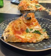 Provola e Pepe (Carlo Sammarco Pizzeria 2.0, Aversa, Caserta)