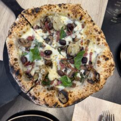 Capricciosa (Carlo Sammarco Pizzeria 2.0, Aversa, Caserta)
