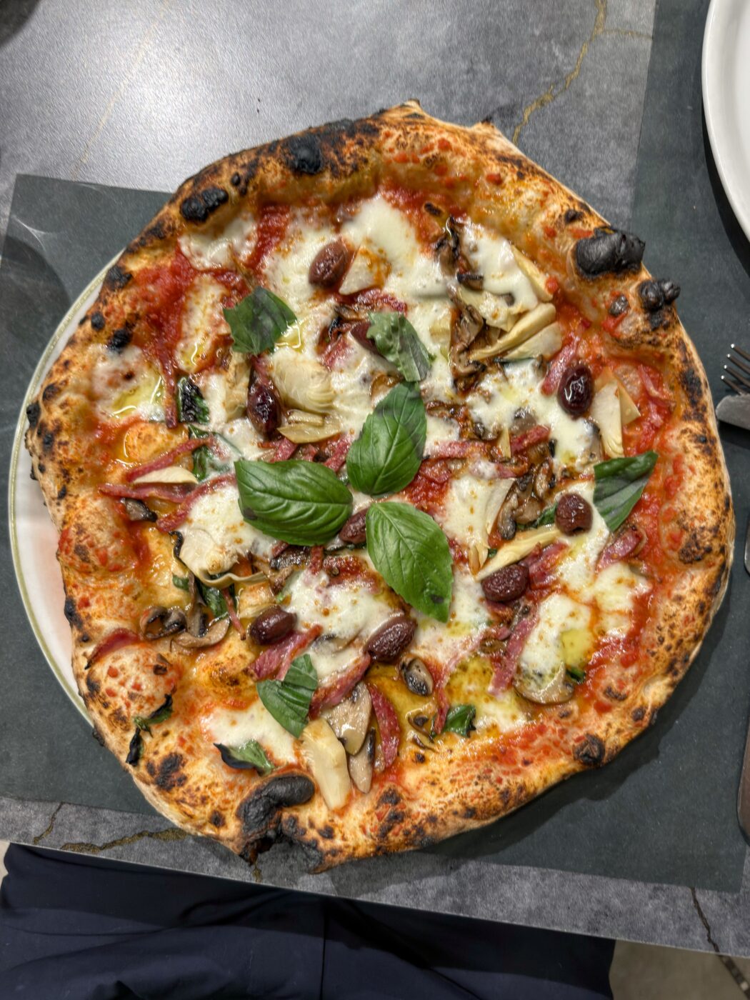 Capricciosa (Maruzzella Ristorante e Pizzeria,Fondi)