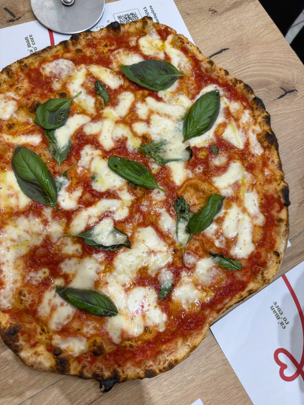 Margherita (Ué mammà Pizzeria, Acerra, Napoli)