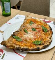 Ripieno Classico (Ué mammà Pizzeria, Acerra, Napoli)