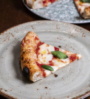 Margherita (pizzeria Avalon, Ancona)