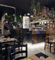 Locale (pizzeria Napulè, Catania)