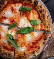 Margherita (pizzeria Napulè, Catania)