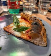 Margherita (pizzeria Napulè, Catania)