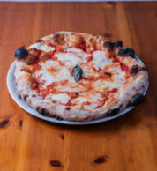 Margherita (pizzeria Mezzometro, Senigallia)