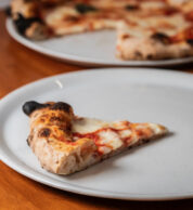 Margherita (pizzeria Mezzometro, Senigallia)