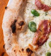 La pecora rosa (pizzeria Mezzometro, Senigallia)