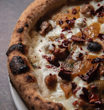 I peperoni fanno opposizione (pizzeria Farina, Pesaro)